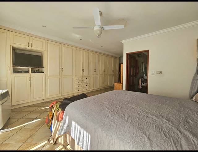 3 BEDROOM EQUESTRIAN PROPERTY FOR SALE IN KNOPJESLAAGTE
